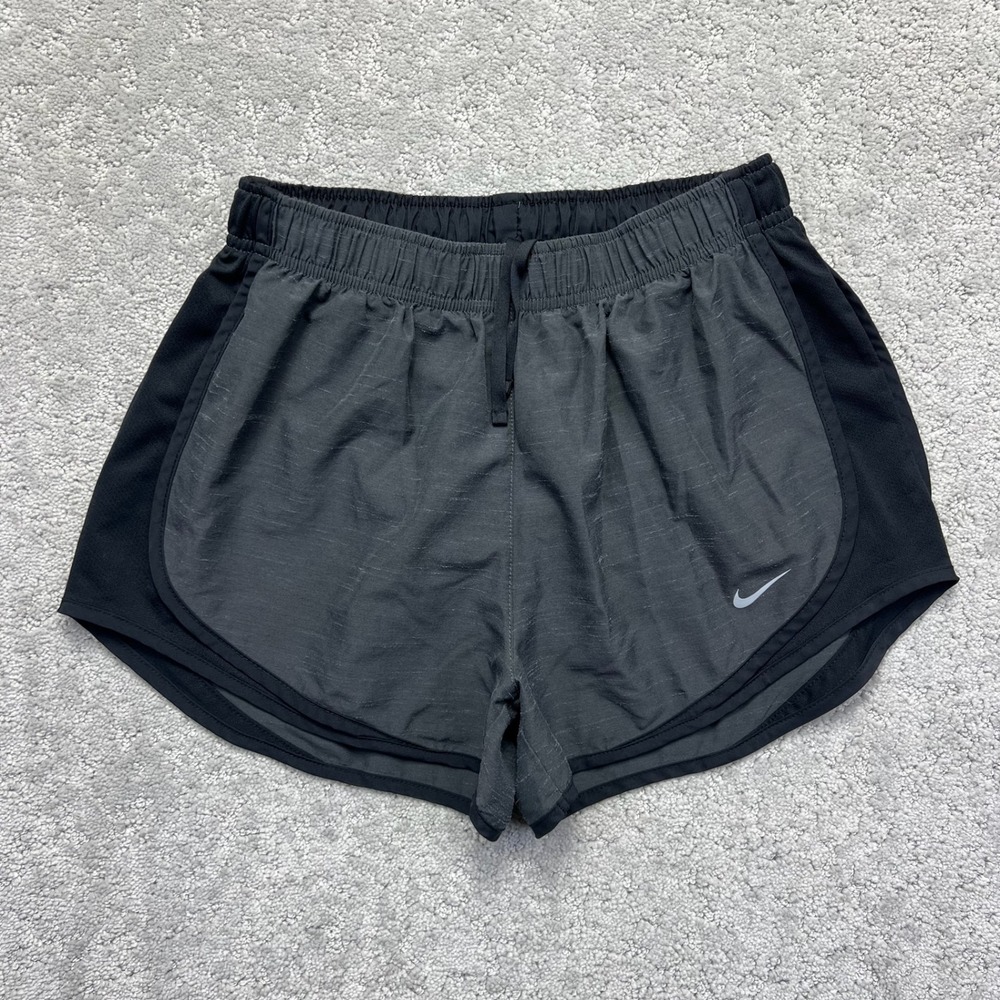 Nike Shorts Womens Small Gray Black Dri-FIT Running‎ Work Activewear Gymwear